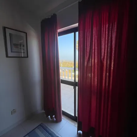 Monte 52 بيت ضيافة