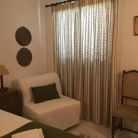 Monte 52 بيت ضيافة 3*
